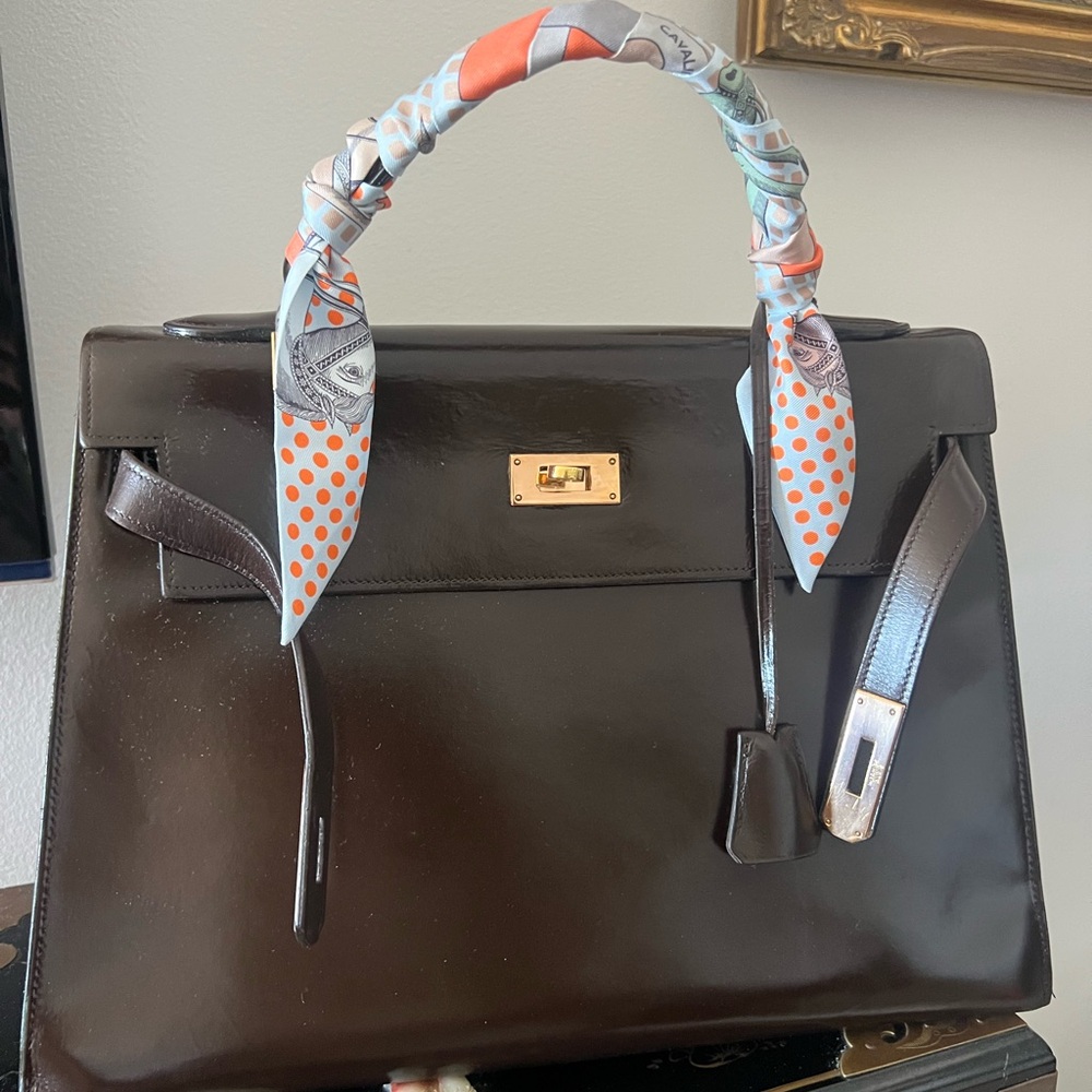 Hermes Rich Brown Leather Bag with Gold Details 100% authentic